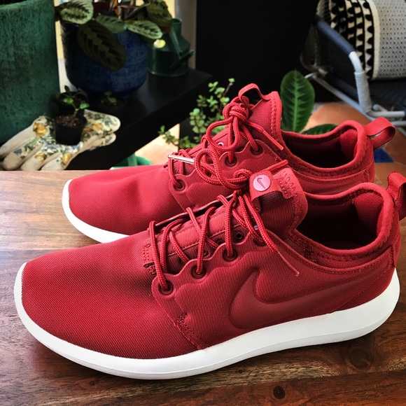 nike roshe women red